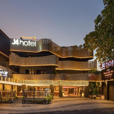 J4 Hotels Legian Exteriör bild