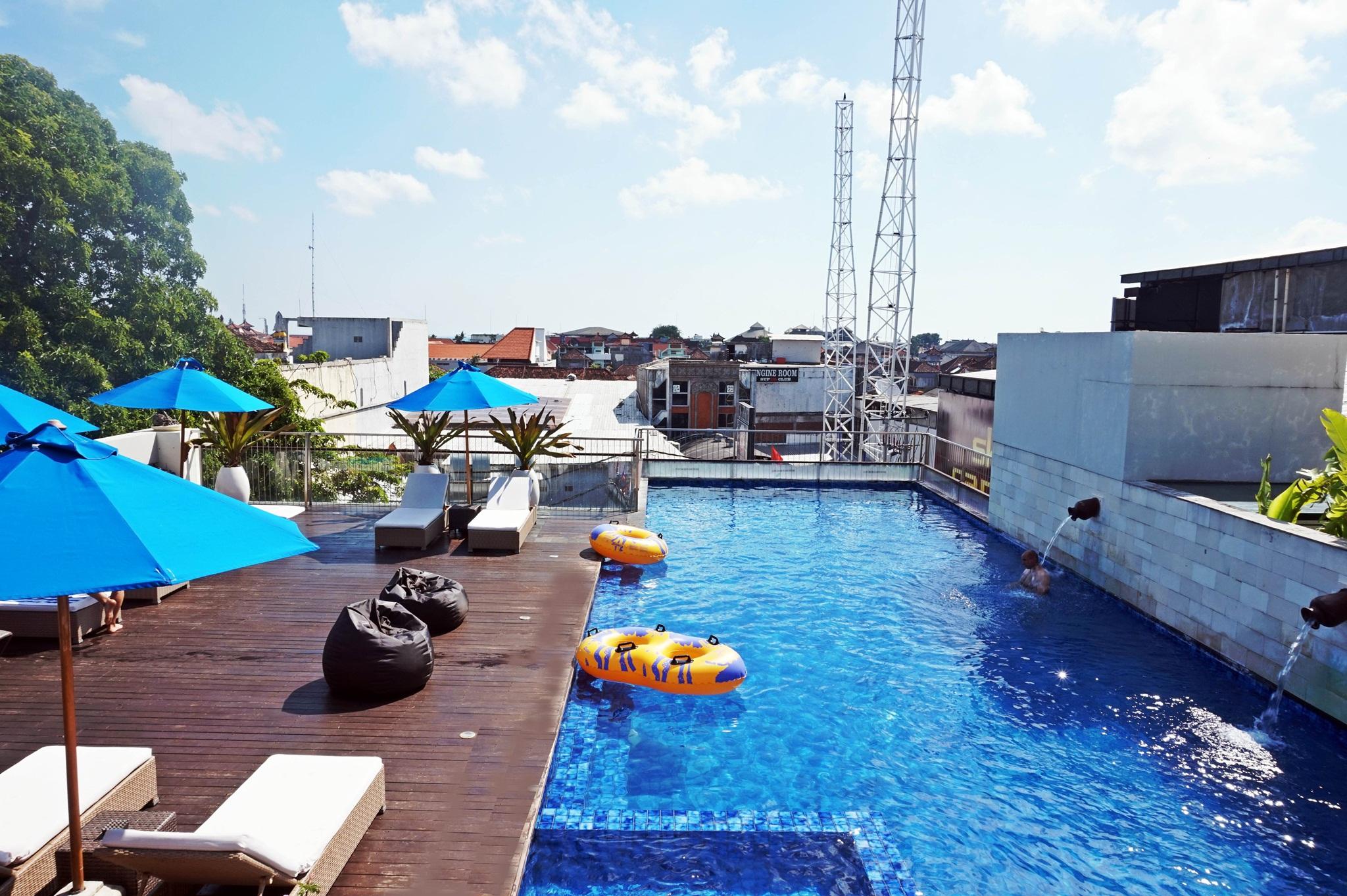 J4 Hotels Legian Exteriör bild