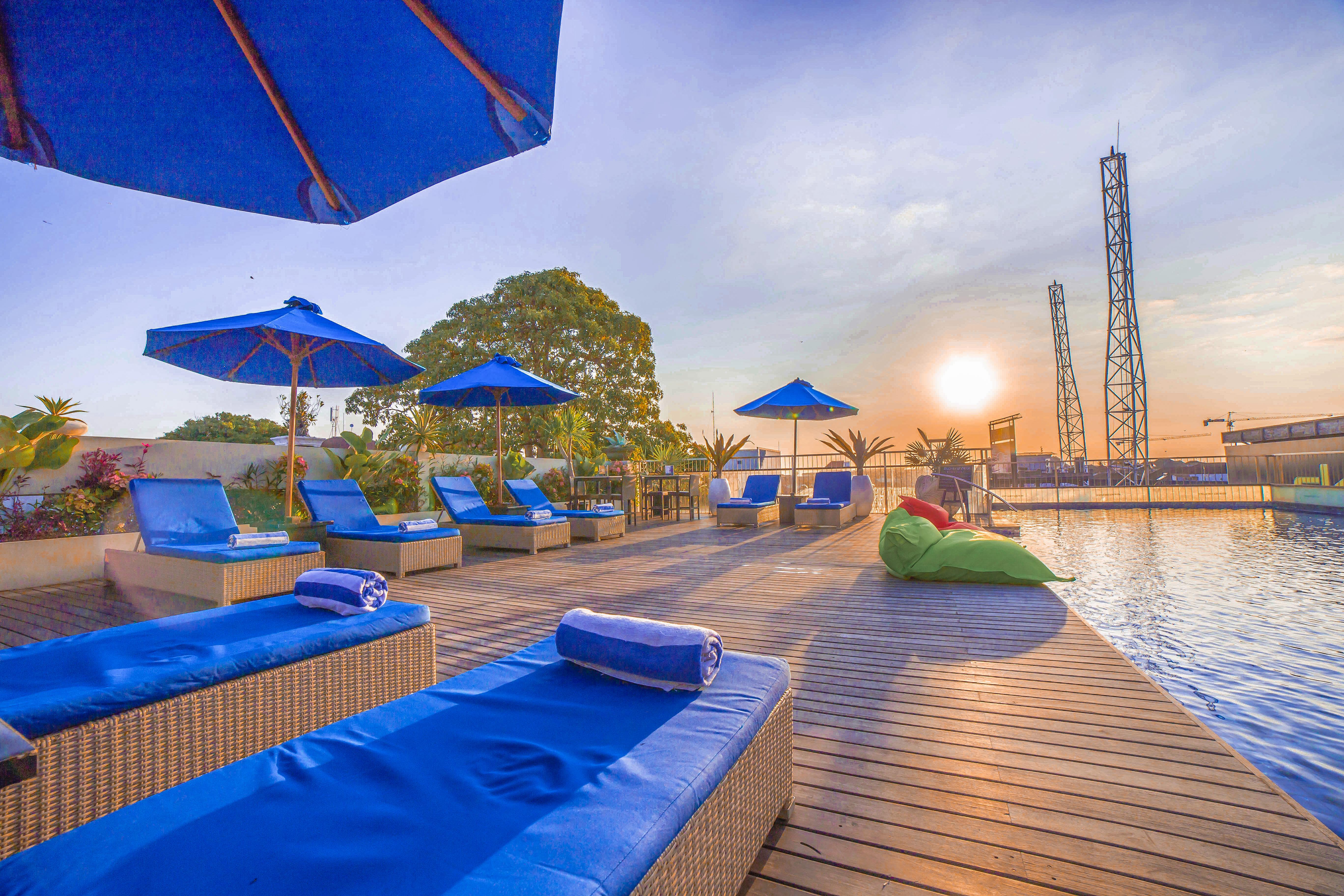 J4 Hotels Legian Exteriör bild
