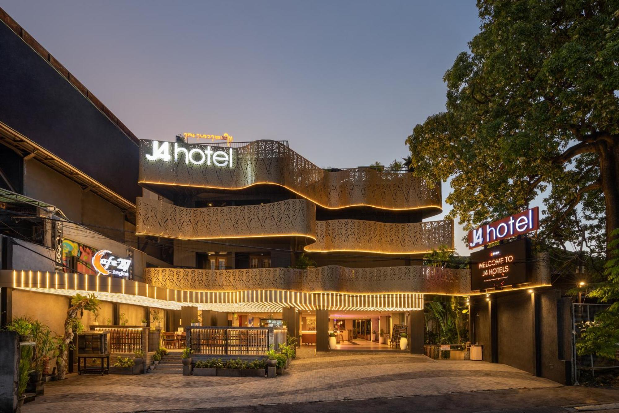 J4 Hotels Legian Exteriör bild